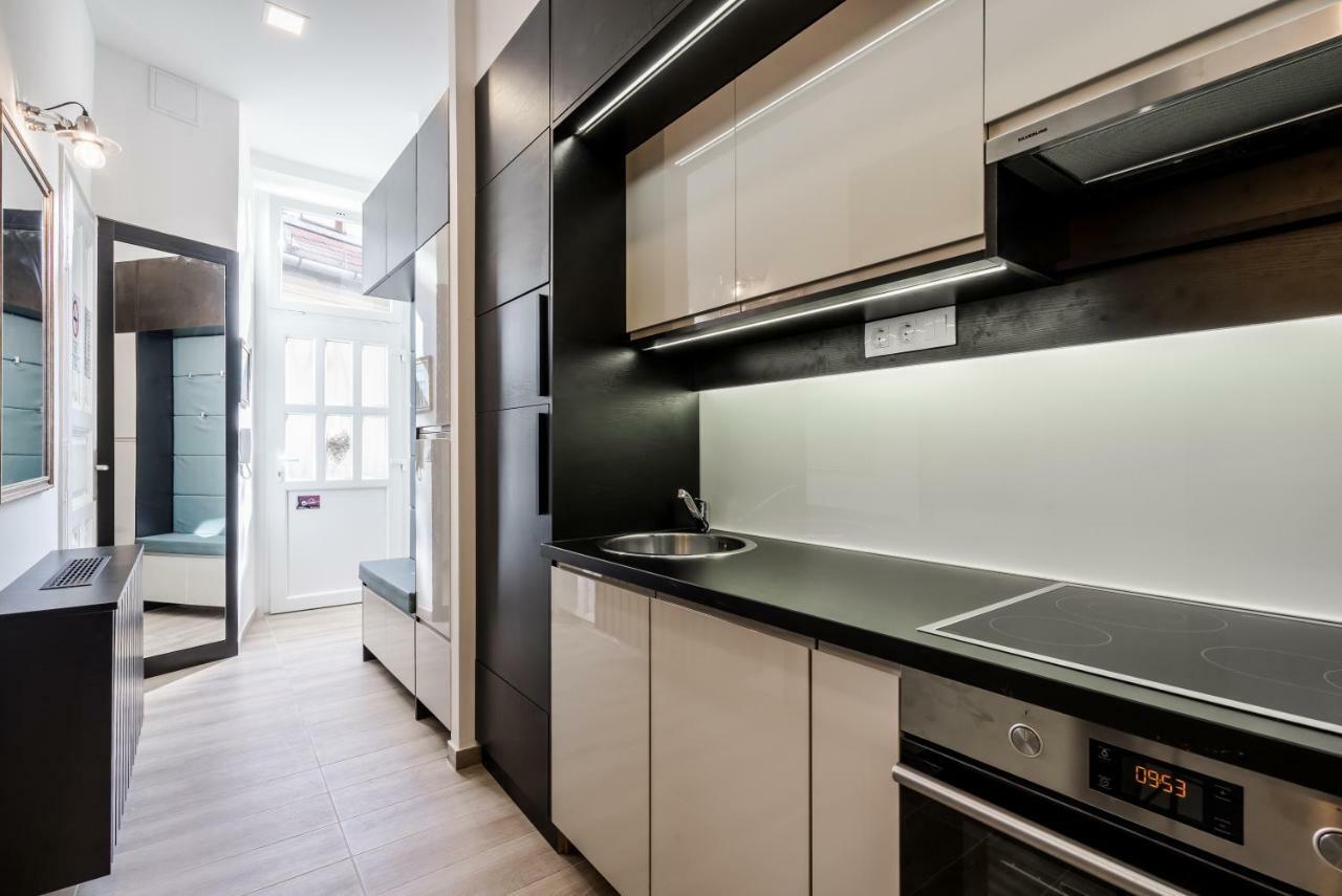 Bpr Thrill Design Home With A/C Budapest Eksteriør billede